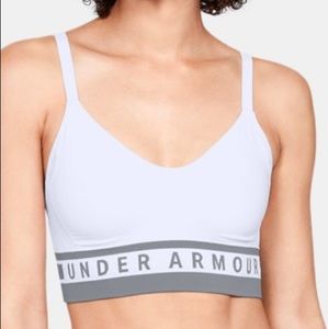 New with tags women’s under armour bra. Xs